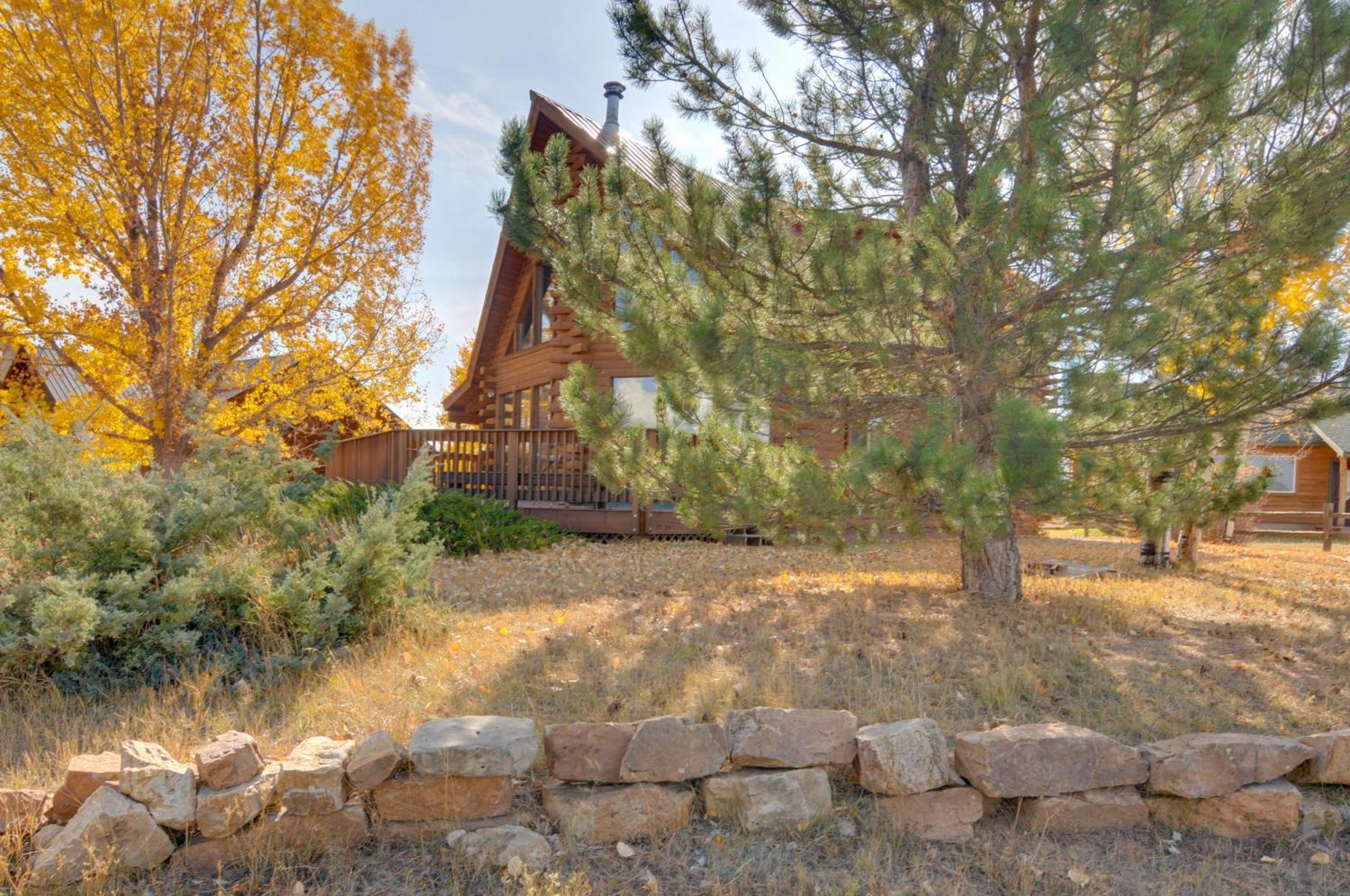 Rustic Village Lake Cabin Escape With Deck And Grill! Pagosa Springs Exteriér fotografie